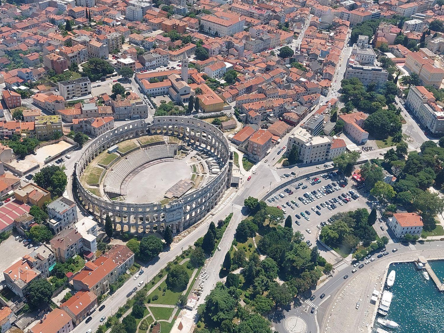 Apartment Bartholomaeus Pula Extérieur photo